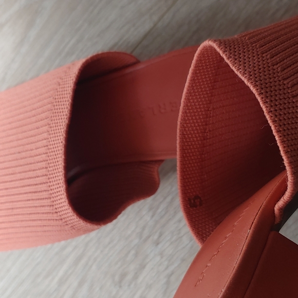 NEW Everlane Renew Ribbed Mules Coral size 5 - Picture 7 of 9